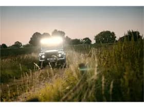 Land Rover Defender thumbnail 34