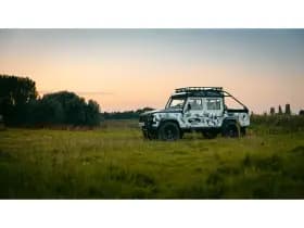 Land Rover Defender thumbnail 38