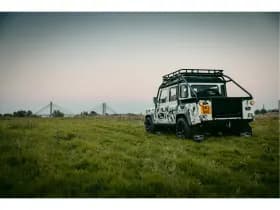 Land Rover Defender thumbnail 43