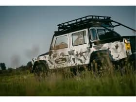 Land Rover Defender thumbnail 65