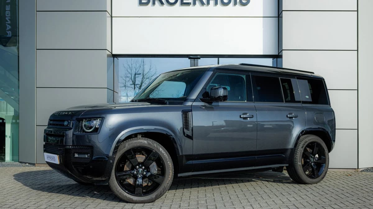 Land Rover Defender — foto 1