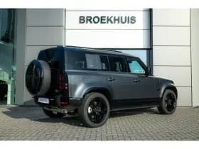 Land Rover Defender thumbnail 12
