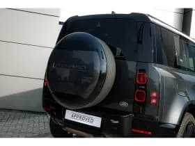 Land Rover Defender thumbnail 13