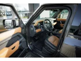 Land Rover Defender thumbnail 17