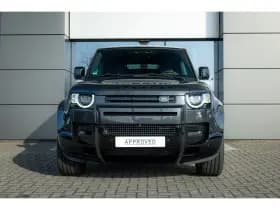Land Rover Defender thumbnail 3