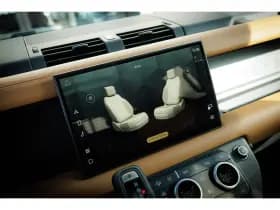 Land Rover Defender thumbnail 30