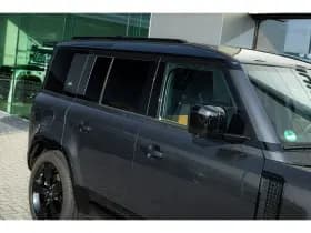 Land Rover Defender thumbnail 7