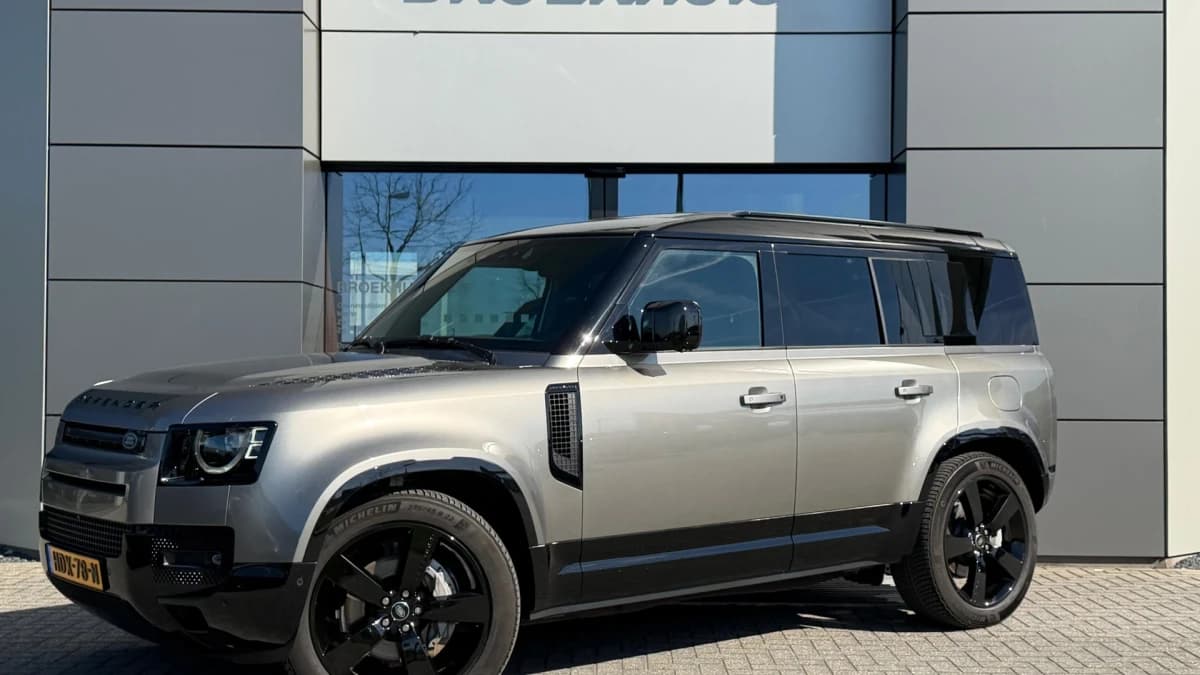 Land Rover Defender — foto 1
