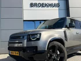 Land Rover Defender thumbnail 2