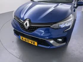 Renault Clio thumbnail 12