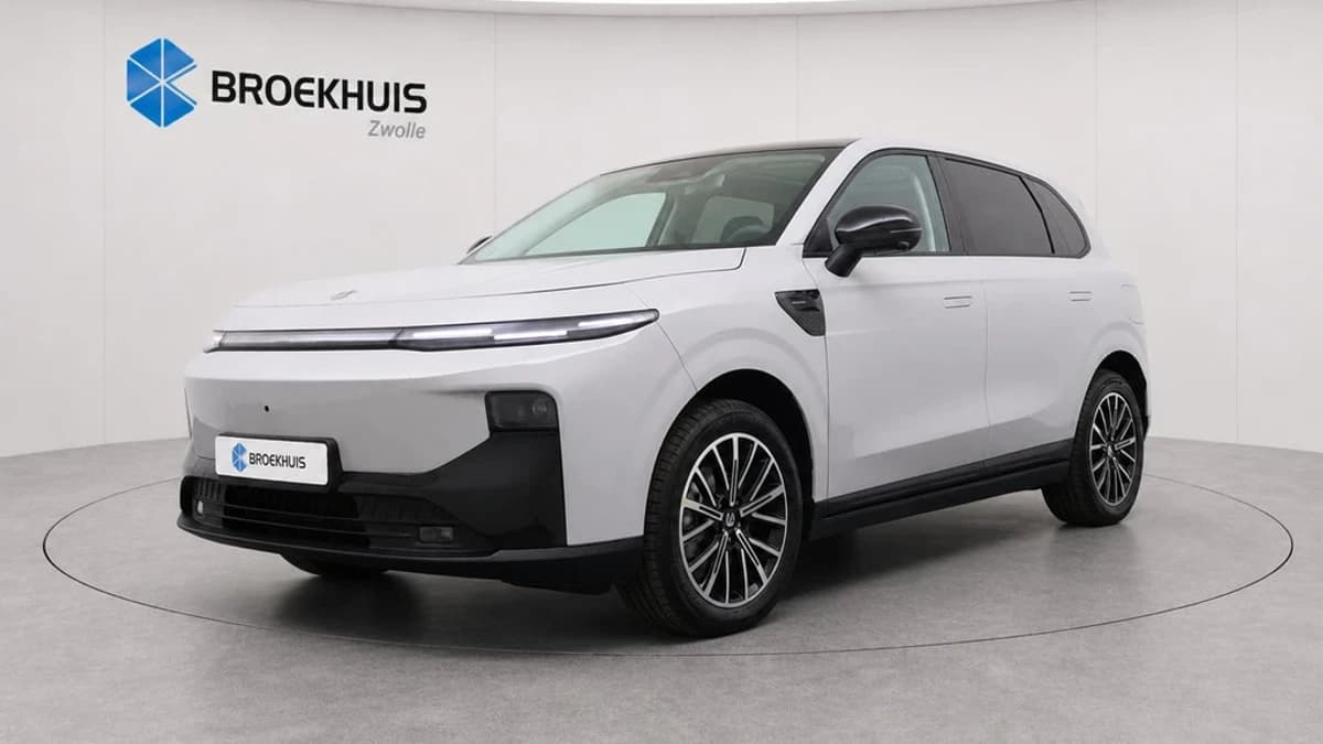 Leapmotor B10 — foto 1