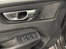 Volvo XC60 thumbnail 29