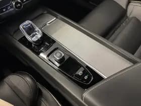 Volvo XC60 thumbnail 31