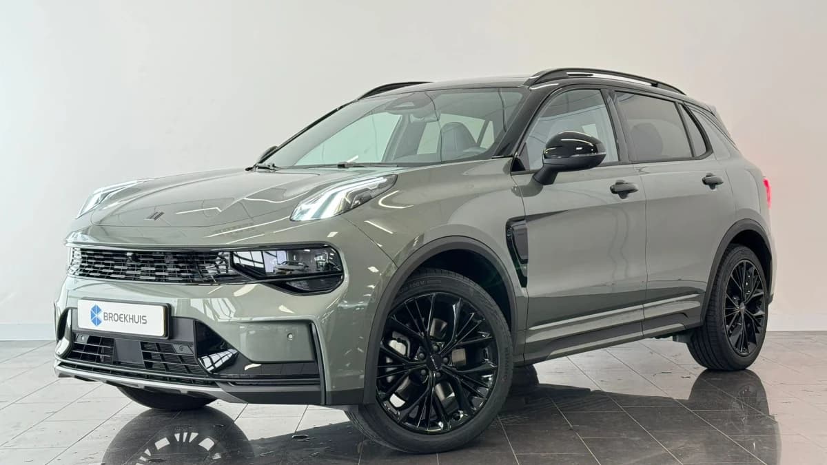 Lynk & Co 01 — foto 1