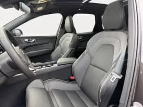 Volvo XC60 thumbnail 25
