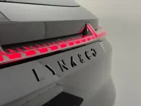 Lynk & Co 08 thumbnail 12
