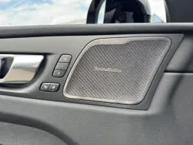Volvo XC60 thumbnail 16