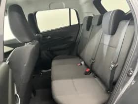 Suzuki Swift thumbnail 8