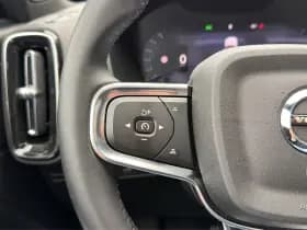 Volvo XC40 thumbnail 15