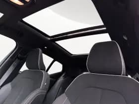Volvo XC40 thumbnail 25