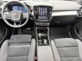 Volvo XC40 thumbnail 5
