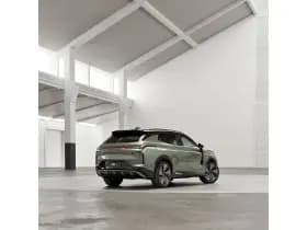 Lynk & Co 08 thumbnail 4