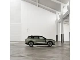 Lynk & Co 08 thumbnail 8