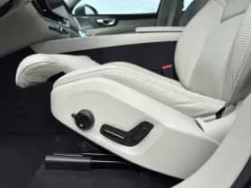 Volvo XC60 thumbnail 27