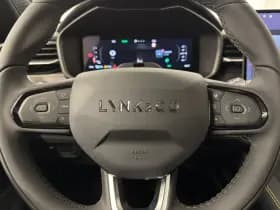 Lynk & Co 01 thumbnail 21