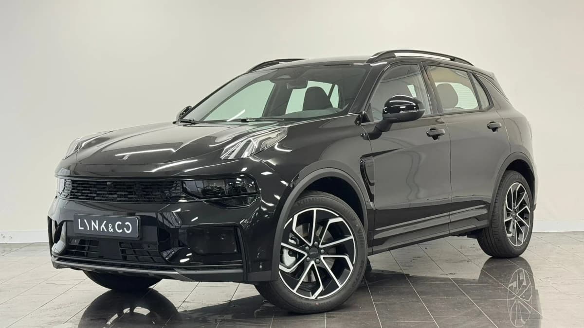 Lynk & Co 01 — foto 1