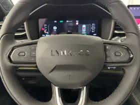 Lynk & Co 01 thumbnail 21