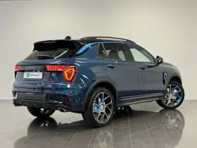 Lynk & Co 01 thumbnail 2