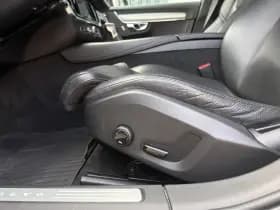 Volvo S90 thumbnail 32