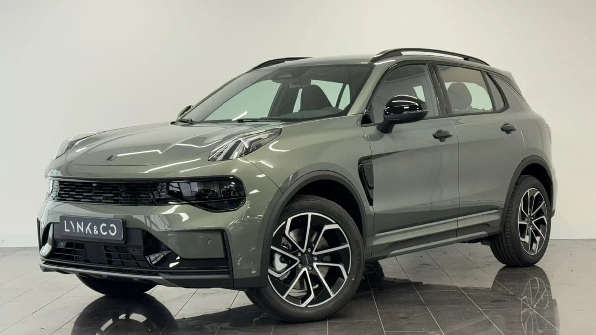 Lynk & Co 01 — foto 1