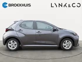 Mazda 2 Hybrid thumbnail 3