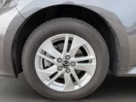 Mazda 2 Hybrid thumbnail 26
