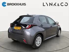 Toyota Yaris thumbnail 2