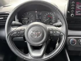 Toyota Yaris thumbnail 12