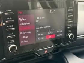 Toyota Yaris thumbnail 14