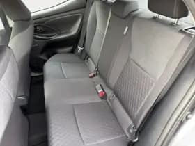 Toyota Yaris thumbnail 21