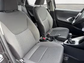Toyota Yaris thumbnail 23