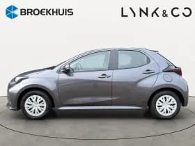 Toyota Yaris thumbnail 8