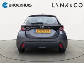 Toyota Yaris thumbnail 10