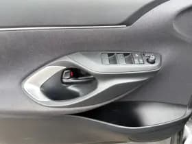 Toyota Yaris Cross thumbnail 34