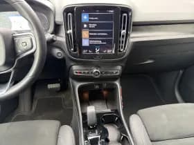 Volvo XC40 thumbnail 24