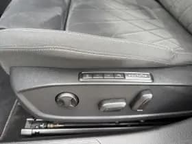 Volkswagen Golf thumbnail 24