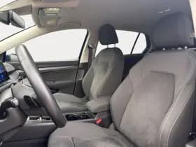 Volkswagen Golf thumbnail 6