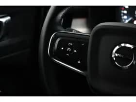 Volvo XC40 thumbnail 11