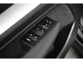 Volvo XC40 thumbnail 19