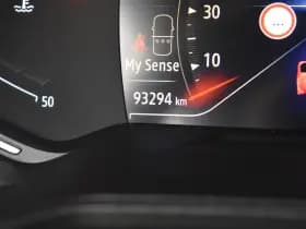 Renault Clio thumbnail 12